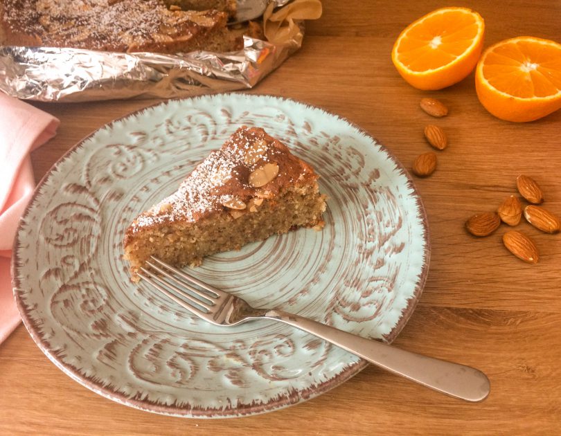 Mallorquinischer Mandelkuchen mit Orange