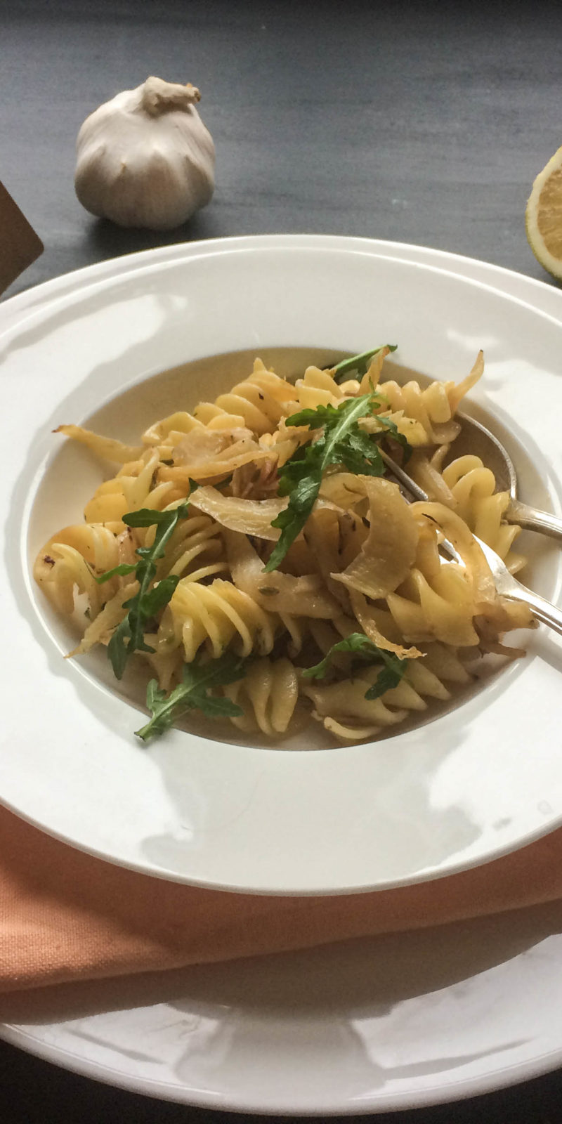Pasta mit Fenchel Rucola und Zitrone - Frau Werft