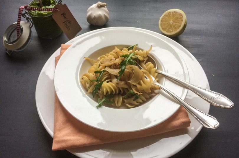 Pasta mit Fenchel Rucola und Zitrone