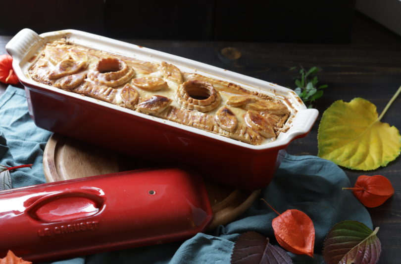 Pastete mit Entenbrust, Pflaumen und Pistazien